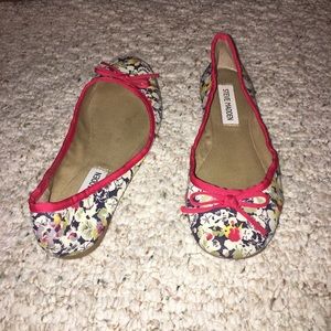 Floral Steve Madden Flats
